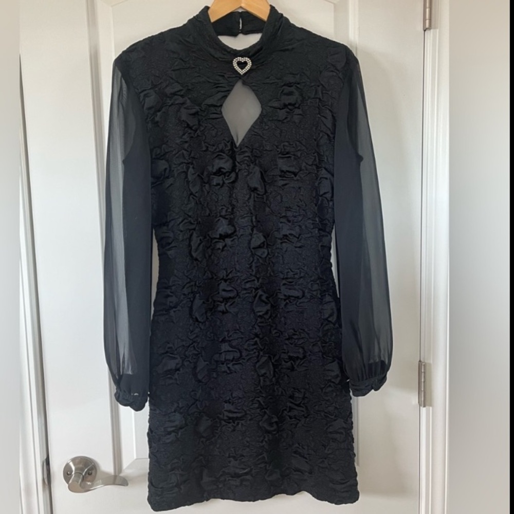 Vintage Black Dress - Sheer Sleeves & Open Back - Juniors 11 Approx 6/8 Women’s